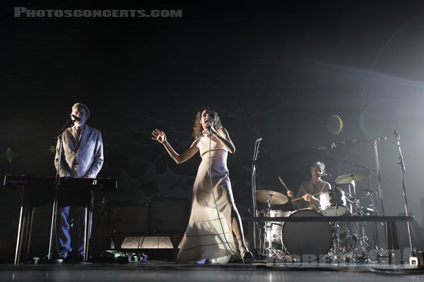 PJ HARVEY - 2023-10-13 - PARIS - Olympia - Polly Jean Harvey - Jean-Marc Butty - Giovanni Ferrario